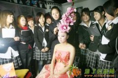 哈尔滨美佳娜化妆全科班