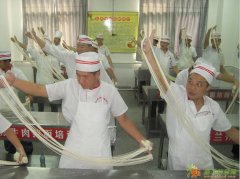 兰州顶乐拉面培训学校让你与拥有自己的技能