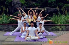 风情瘦身 肚皮舞魔力劲现