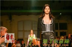 服装设计学校招生要求-郑州东方服装设计学校