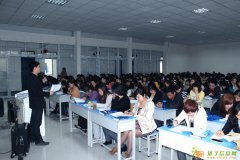 2015年施工员考试去哪里报名