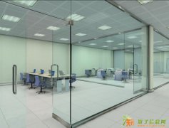 天津玻璃门厂家，东丽区制作电动玻璃门精益求精