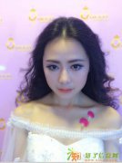 广州哪里学编发，清新可爱编发，学盘头发