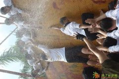 深圳老兵拓展培训熔炼团队挑战自我突破自我