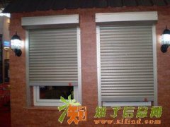 北京安装卷帘门玻璃门