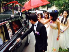 租劳斯莱斯接人劳斯莱斯租赁机场接送低价出租