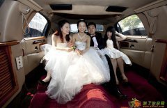 武汉豪华婚车林肯加长奔驰加长红色宝马敞篷跑车