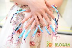 福建福清最好的化妆美甲培训学校