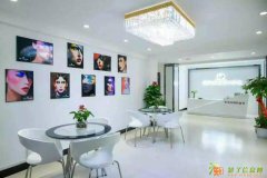 在福清女孩子学什么比较吃香学化妆美甲明智的选择