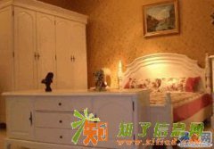 北京宏发回收香樟木美人榻回收北京二手花梨木茶桌回收旧办公家具