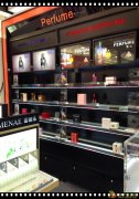 长沙要开店的朋友们需做展柜的看过来啊！化妆品展柜，货架，珠宝