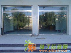 双井安装电动卷帘门钢化玻璃门