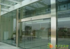 北京朝阳区青年路安装玻璃门维修玻璃门厂家