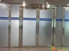 南昌门窗维修/玻璃门维修/防道门拆装/地板安装