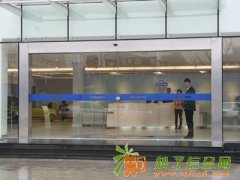 广渠门安装玻璃门玻璃隔断