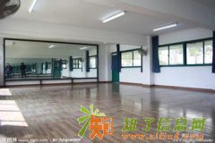 太原专业安装玻璃隔断安装玻璃镜子安装玻璃门窗价格优惠