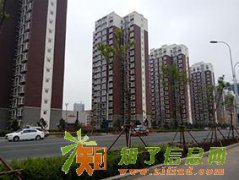 出售南二环昭君路万和家园83平米中户首付29万