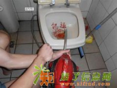 坪山管道疏通下水道疏通,马桶疏通,价格合理