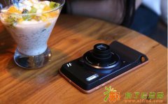 moto z手机颠覆传统 模块化设计就要与众不同