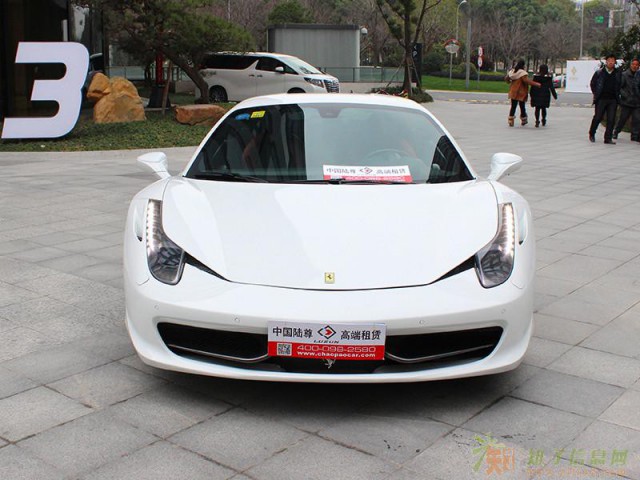 上海体验法拉利458试驾租赁 法拉利458自驾租赁
