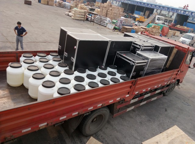 活动派对雪花机专业出租楼盘派对泡沫机厂家供应泡沫油