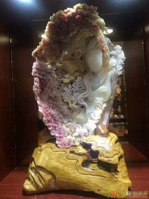 出售砗磲顶级砗磲摆件藏品砗磲市场之罕有的收藏品