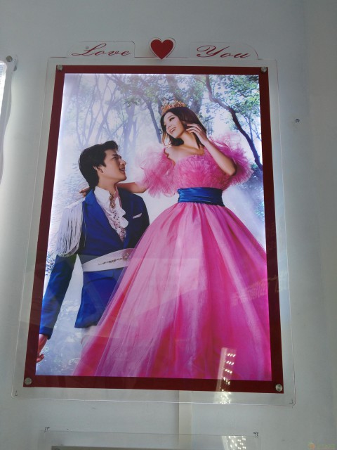 广西亚克力灯箱专业制作南宁艺语灯箱标识