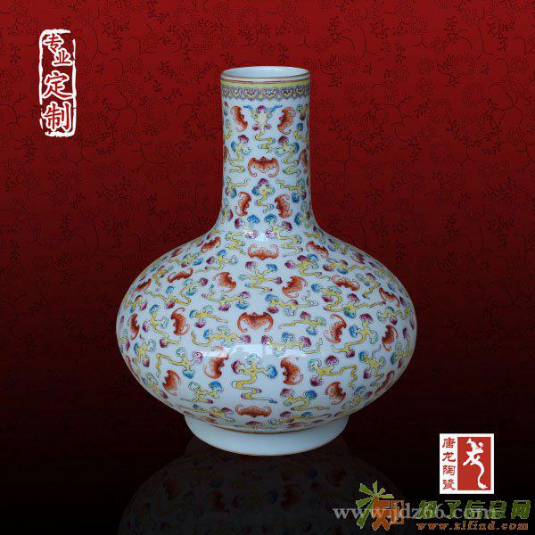 手绘青花大花瓶高档定制定做陶瓷礼品