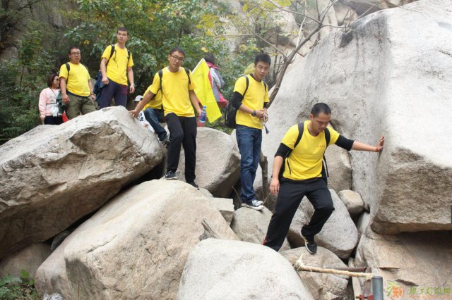 走进水泉沟用脚步去征服大自然