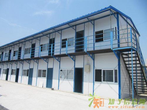 天津东丽区安装彩钢房定做各种铁艺旋转楼梯与大门厂