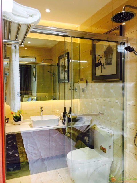 超高性价比 点击这里 点进幸福花桥滨江花园公寓