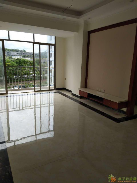 出售-龙岗小产权房 坪雅苑 95平54万起