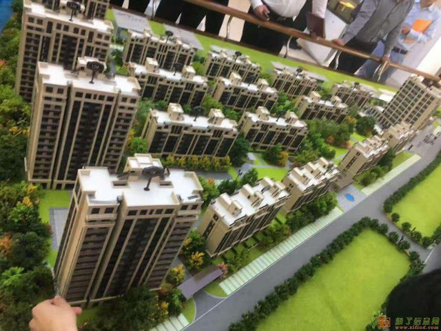 嘉兴海宁万城明月公馆面积多大？单价多少？