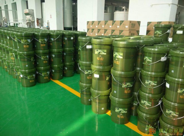 军彪润滑油分析机油的分类及作用