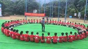 深圳真人cs团队拓展训练学校班级活动出游好项目