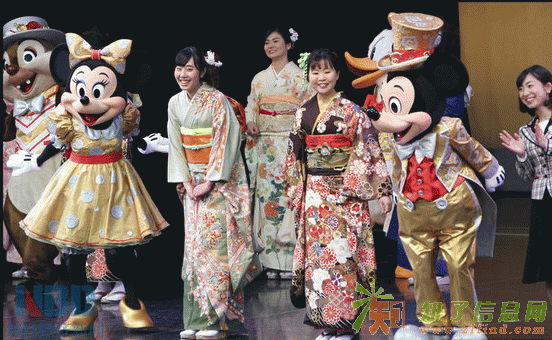 赴日留学必去的日本的迪士尼乐园