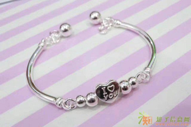 亚西亚银饰批发新款我爱你时尚手链925银饰批发