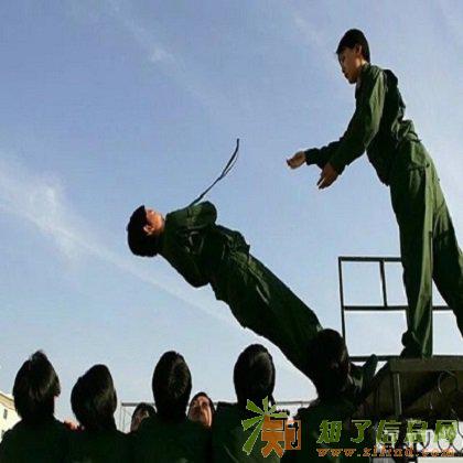 深圳大鹏较场尾农家乐彩烟真人cs篝火晚会性价比最好