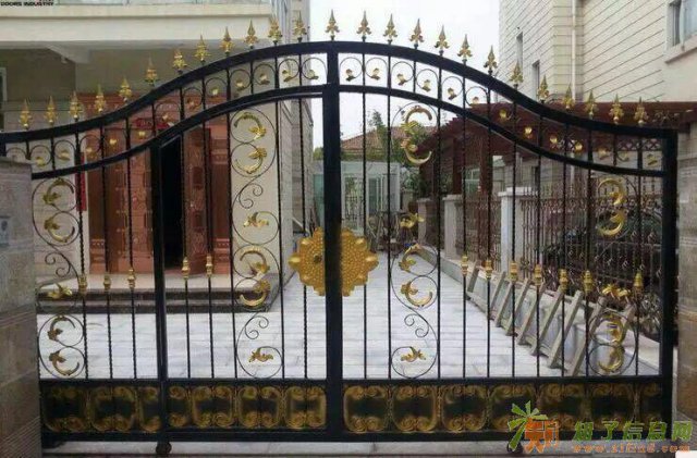 宏光铁艺专业生产铁艺栏杆，大门，楼梯等