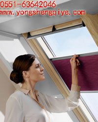 供应安徽池州马鞍山威卢克斯阁楼天窗电动遮光窗帘