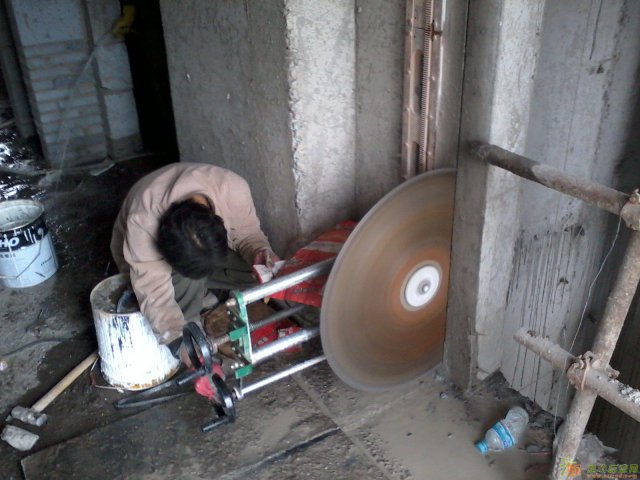 北京朝阳区墙体切割开门洞拆除