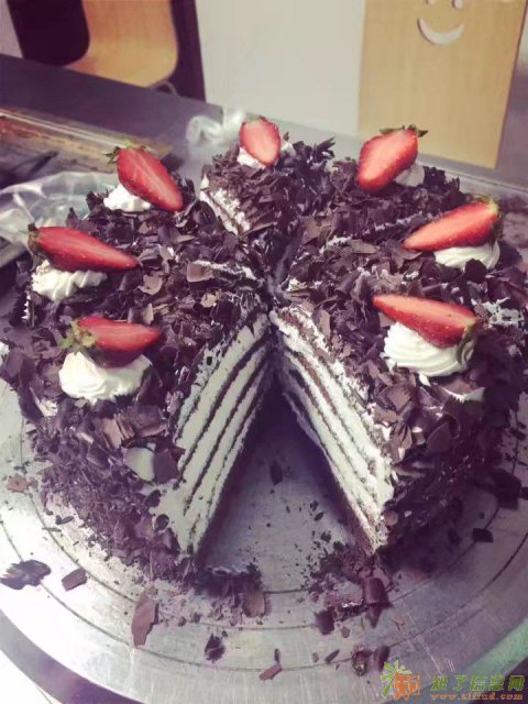 南通元趣烘焙承接蛋糕定制