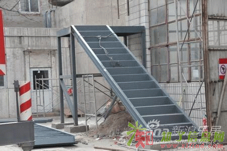 石家庄室内二层搭建跃层搭建别墅改造阳台扩建阁楼搭建