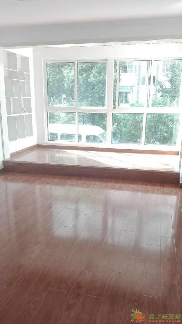 地铁口郡望花园89平方可用100平方全新精装好房