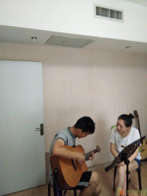 国贸360吉他培训—专业吉他培训—天艺文化艺术中心