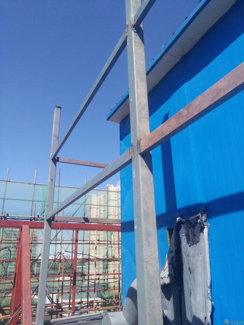 北京东城区钢结构阁楼制作彩钢板专业安装