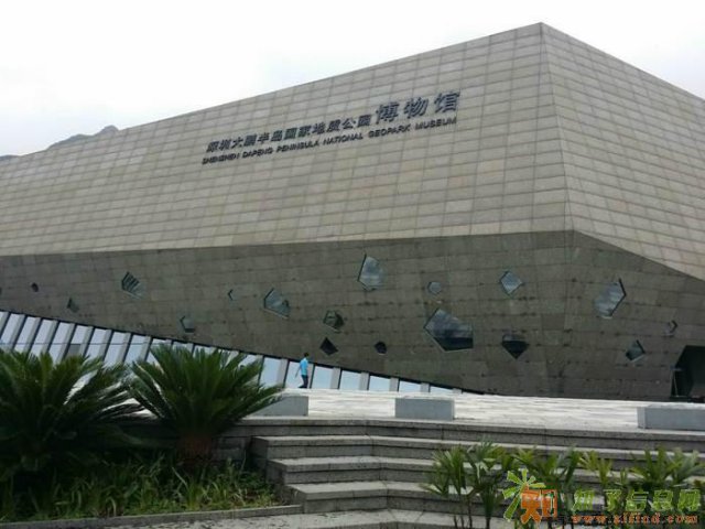 地质博物馆 野炊 浮潜 海鲜大餐一日游（包团）