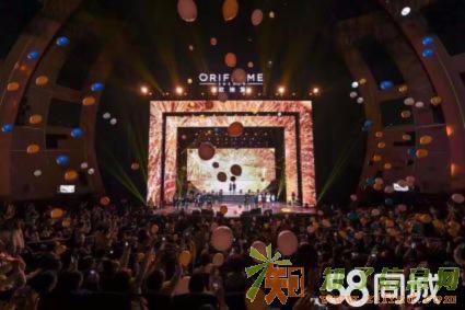 深圳罗湖蔡屋国灯光音响拱门桌椅舞台桁架LED屏租赁