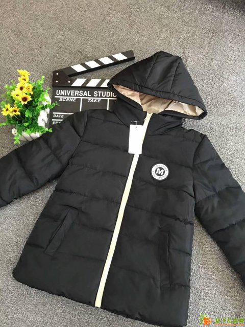 秋冬装新款到货常年低价批发尾货四季杂整款服饰库存