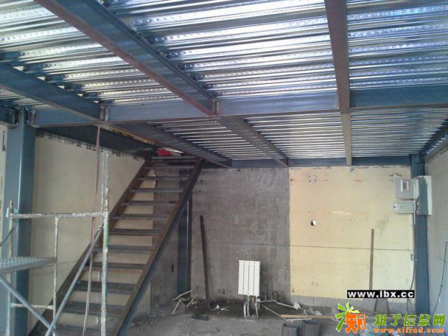 石家庄钢结构阁楼隔层跃层制作现浇筑房屋楼板楼梯柱子